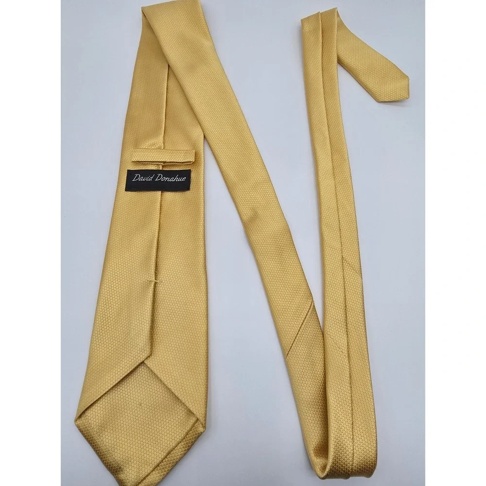 David Donahue Tie Gold Men's 100% Italian Silk Long Tie 62
